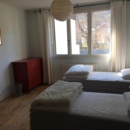 Superbe Appartement A Bourg D'Oisans Avec Terrasse Sud Le Bourg-dʼOisans Eksteriør billede