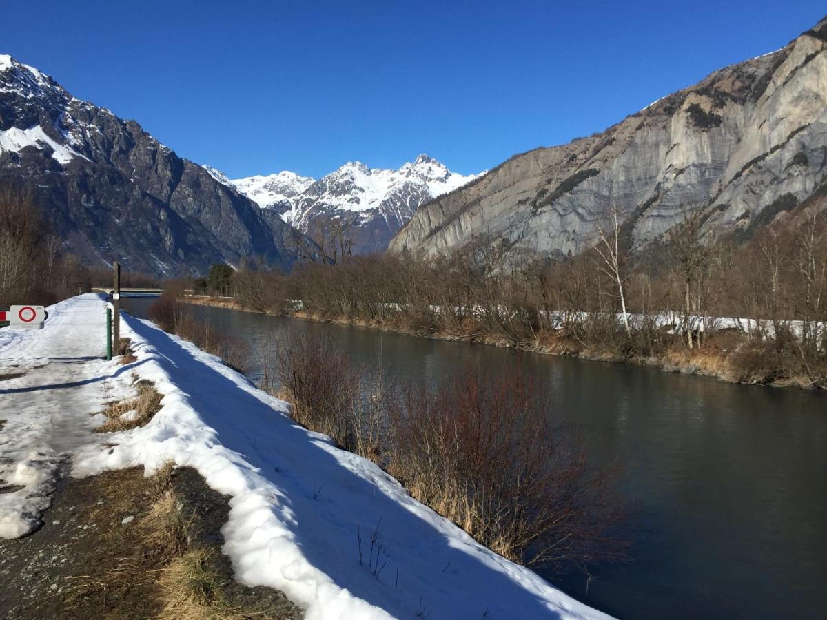 Superbe Appartement A Bourg D'Oisans Avec Terrasse Sud Le Bourg-dʼOisans Eksteriør billede