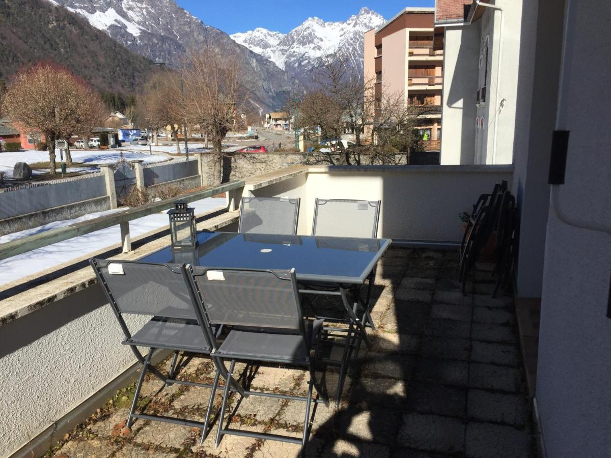 Superbe Appartement A Bourg D'Oisans Avec Terrasse Sud Le Bourg-dʼOisans Eksteriør billede